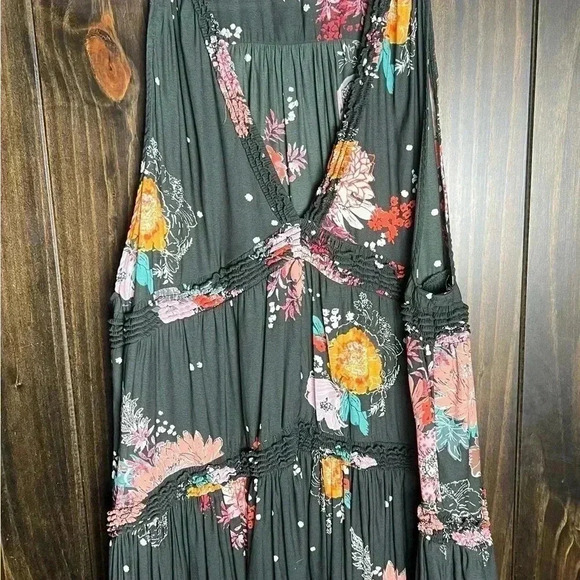 Free People Haze Floral Tunic Hi Low Green Tank Top Size small - Picture 3 of 8